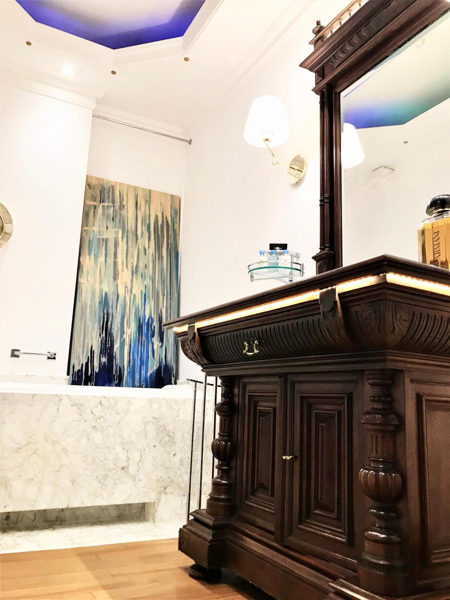 Mondrian Luxury Suites & Apartments Market Square IV Warszawa Rom bilde