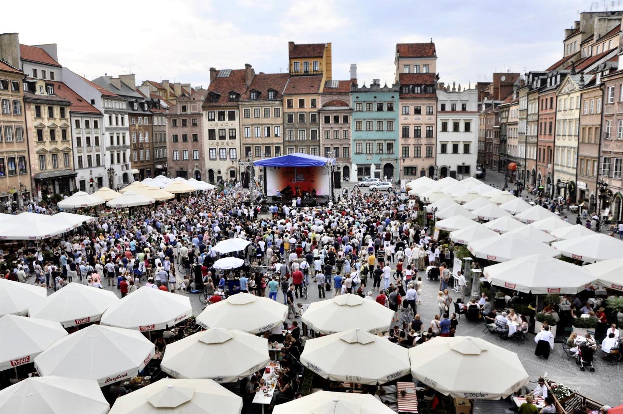Mondrian Luxury Suites & Apartments Market Square IV Warszawa Rom bilde